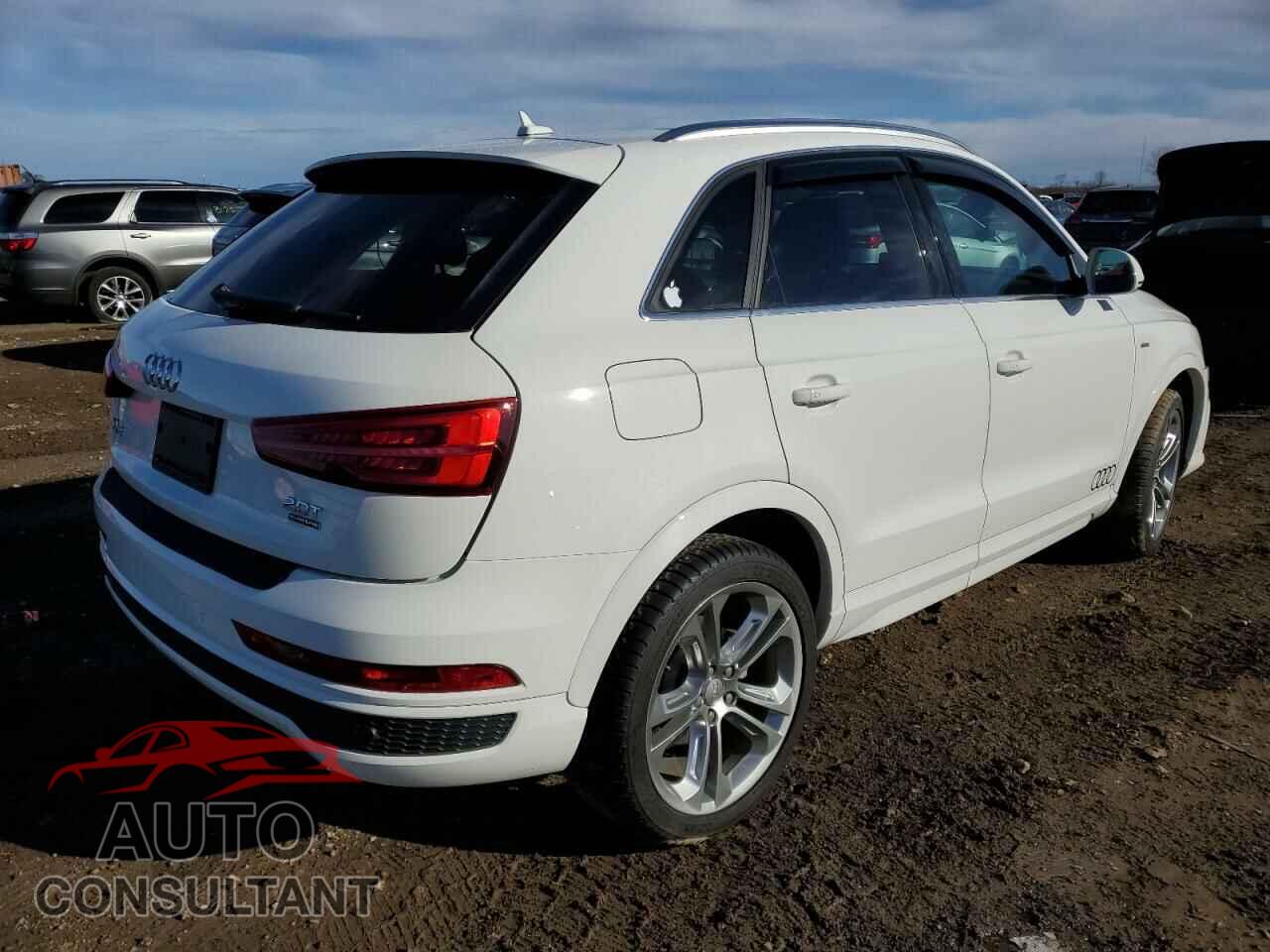 AUDI Q3 2016 - WA1GFCFS5GR005752