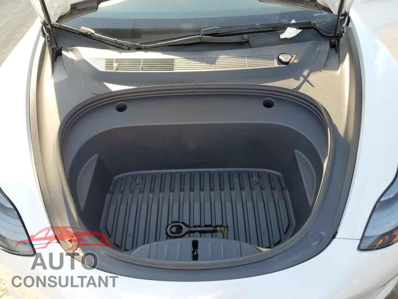 TESLA MODEL 3 2023 - 5YJ3E1EA2PF587903