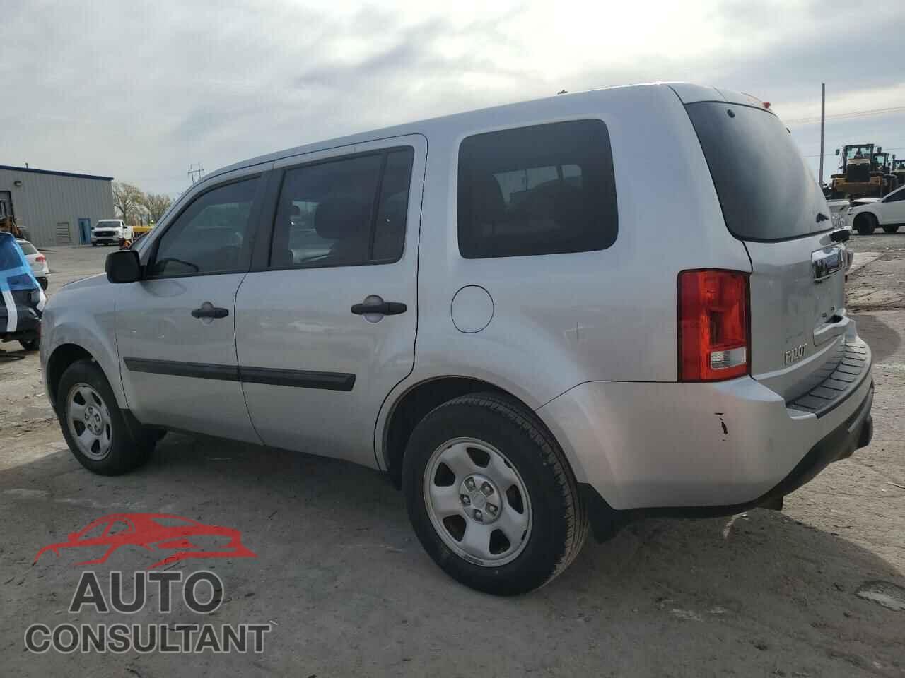 HONDA PILOT 2013 - 5FNYF3H22DB023747