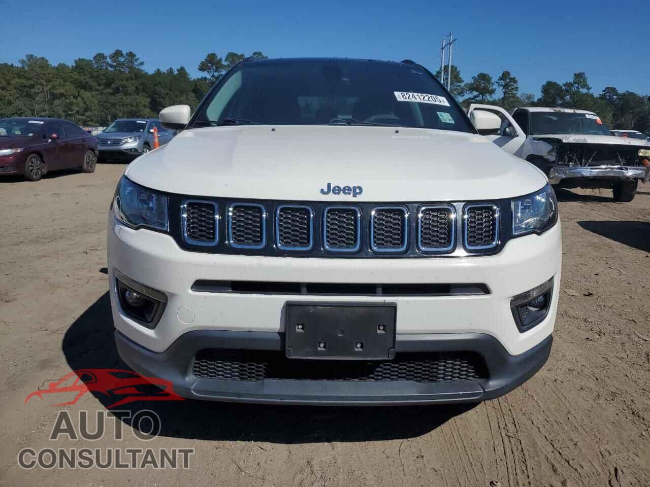 JEEP COMPASS 2018 - 3C4NJCBB6JT240399