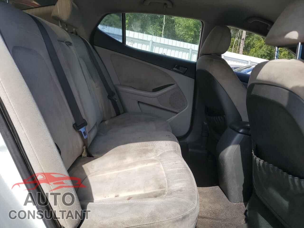 KIA OPTIMA 2011 - KNAGM4A75B5151344