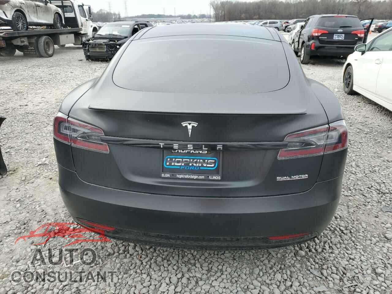 TESLA MODEL S 2018 - 5YJSA1E25JF244168