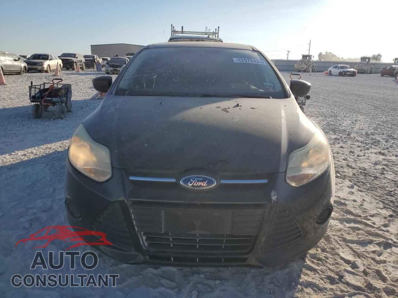 FORD FOCUS 2014 - 1FADP3E27EL422075