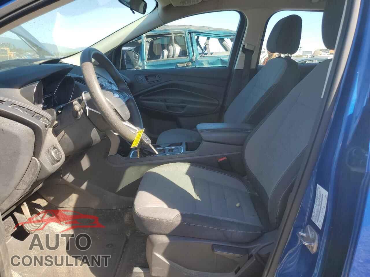 FORD ESCAPE 2017 - 1FMCU0F74HUD94074