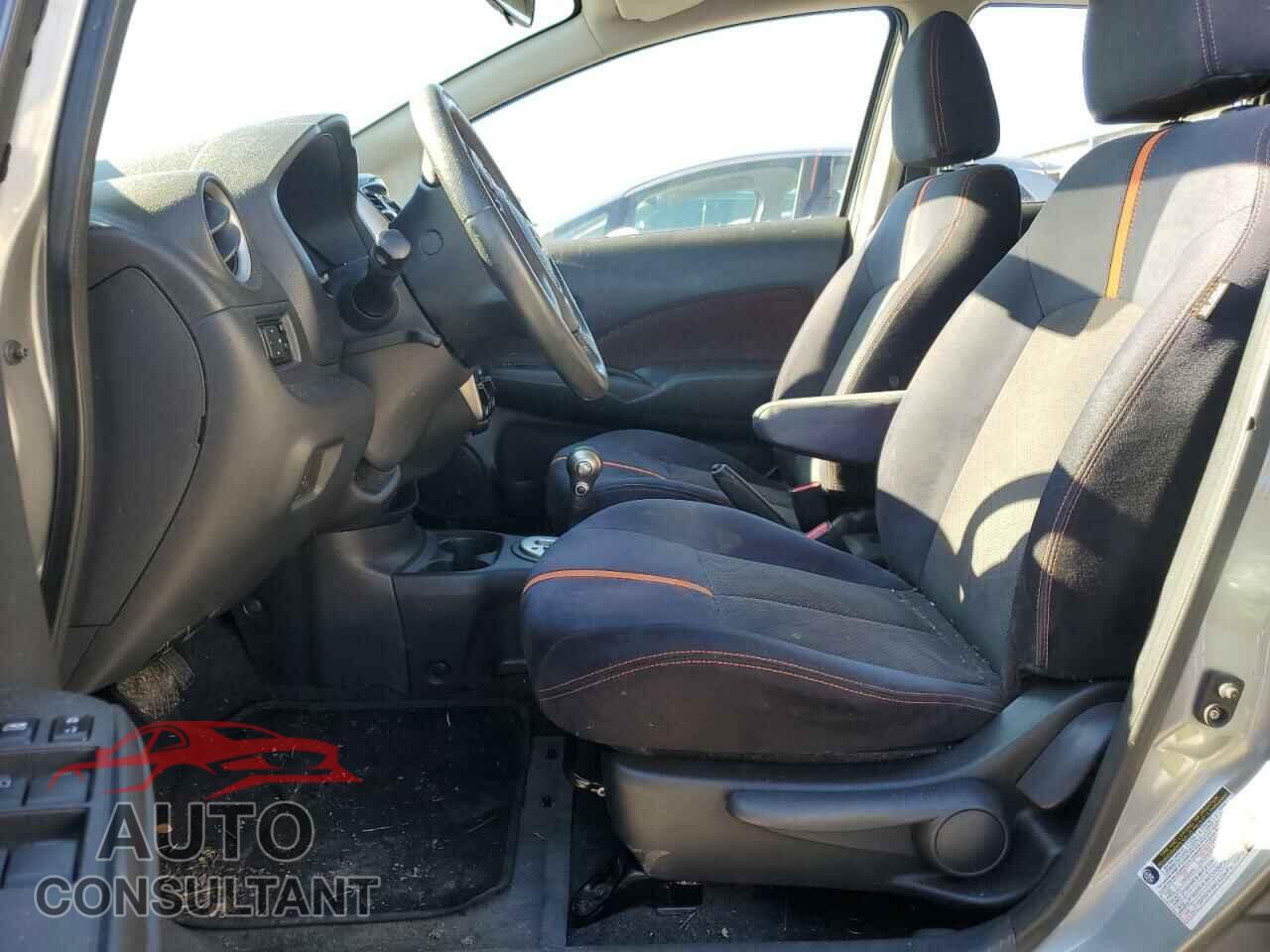 NISSAN VERSA 2015 - 3N1CE2CP4FL449571