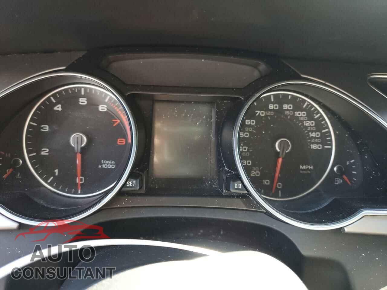 AUDI A5 2013 - WAUJFAFHXDN002897