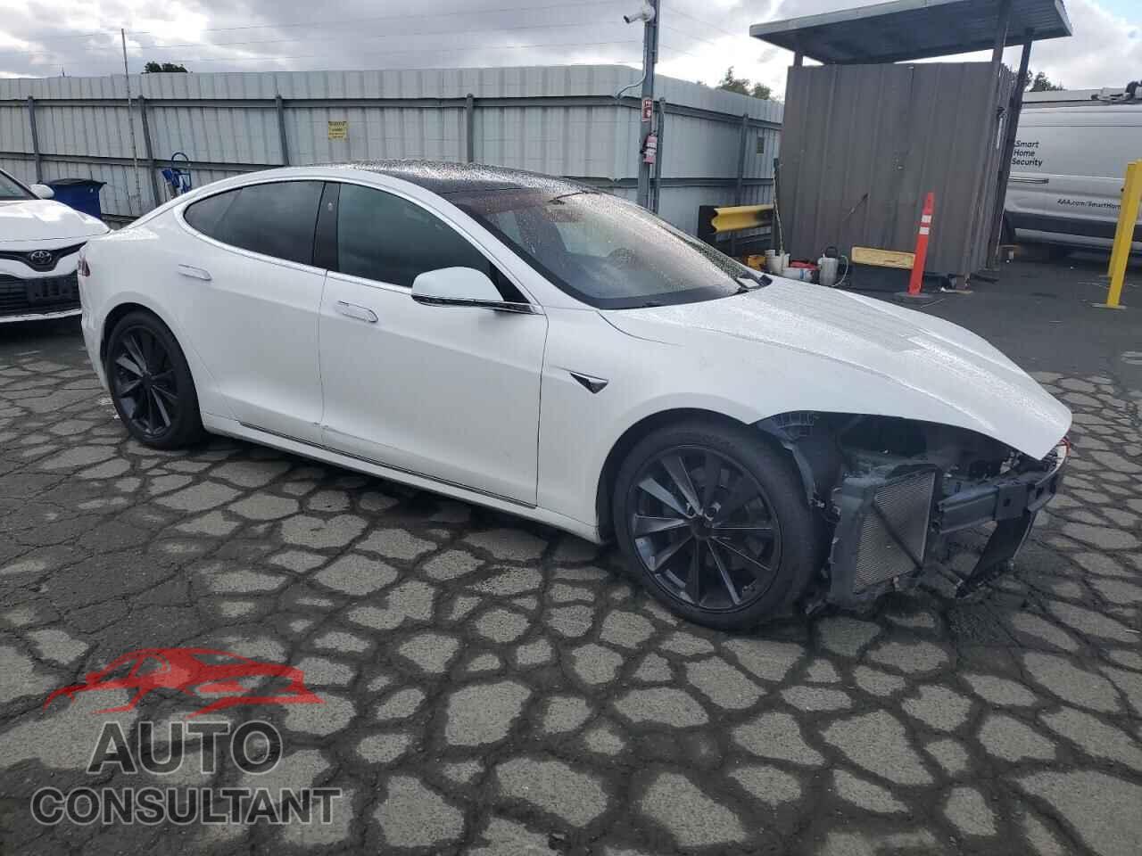 TESLA MODEL S 2018 - 5YJSA1E28JF235934