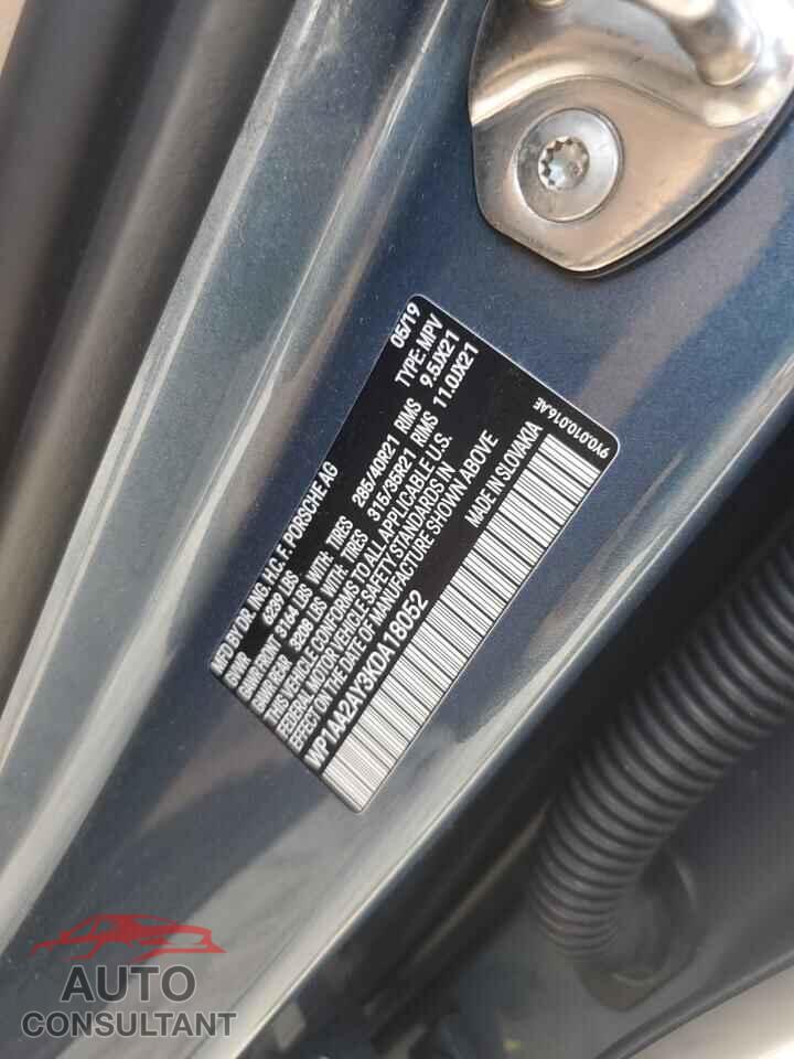 PORSCHE CAYENNE 2019 - WP1AA2AY3KDA18052