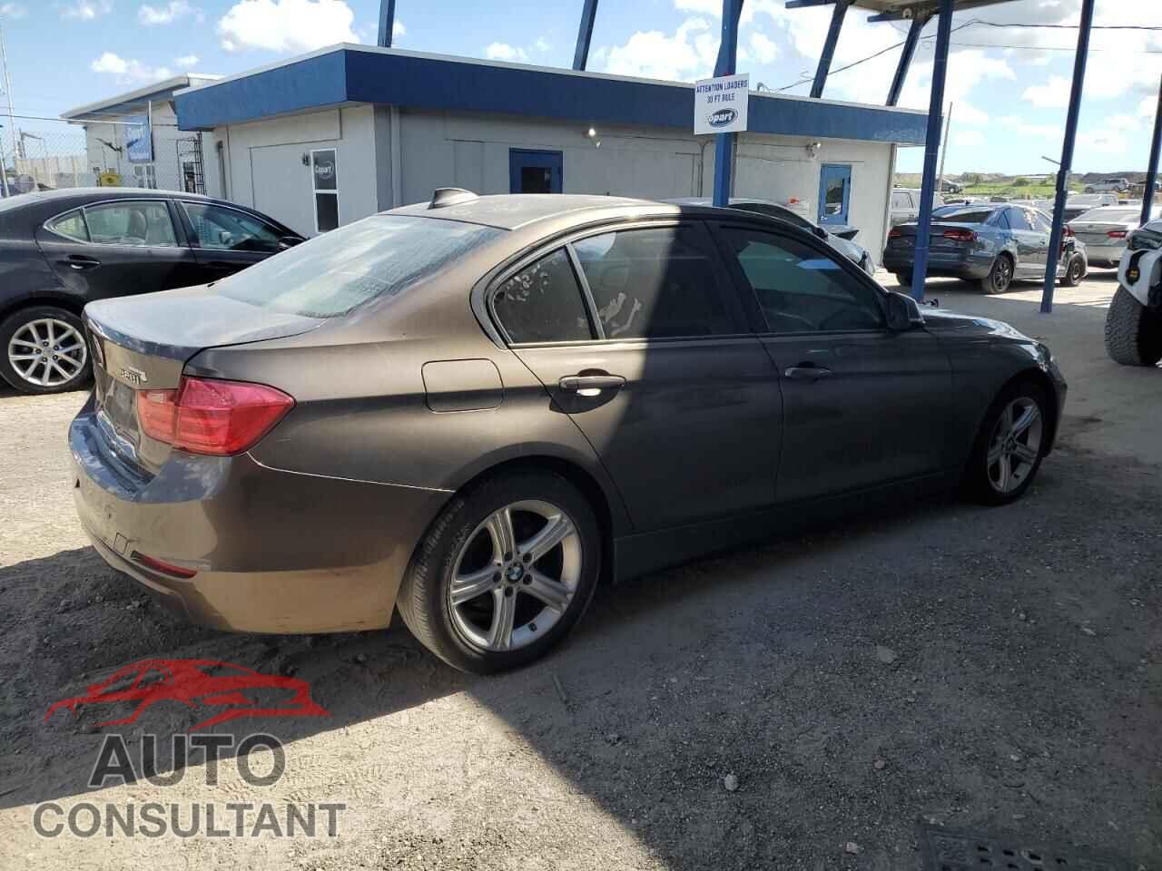 BMW 3 SERIES 2013 - WBA3A5C5XDF353876