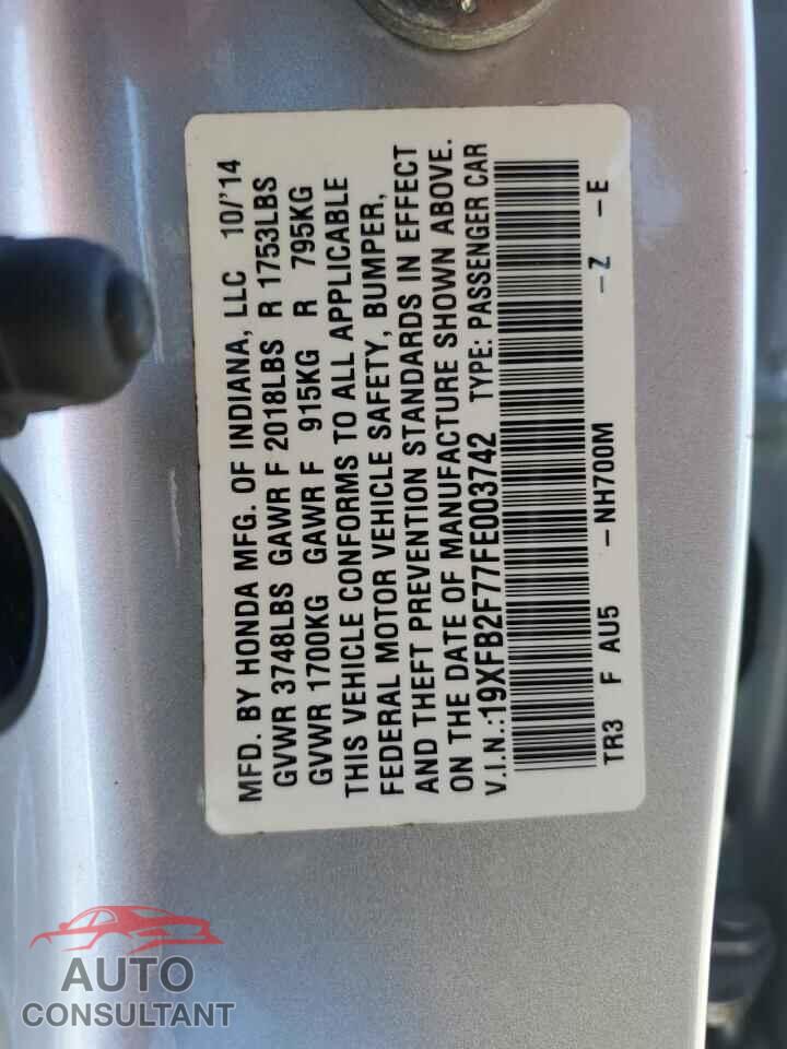 HONDA CIVIC 2015 - 19XFB2F77FE003742
