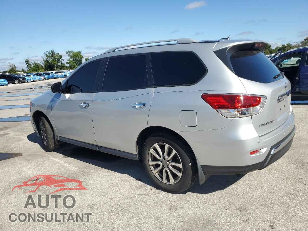 NISSAN PATHFINDER 2016 - 5N1AR2MN2GC645166