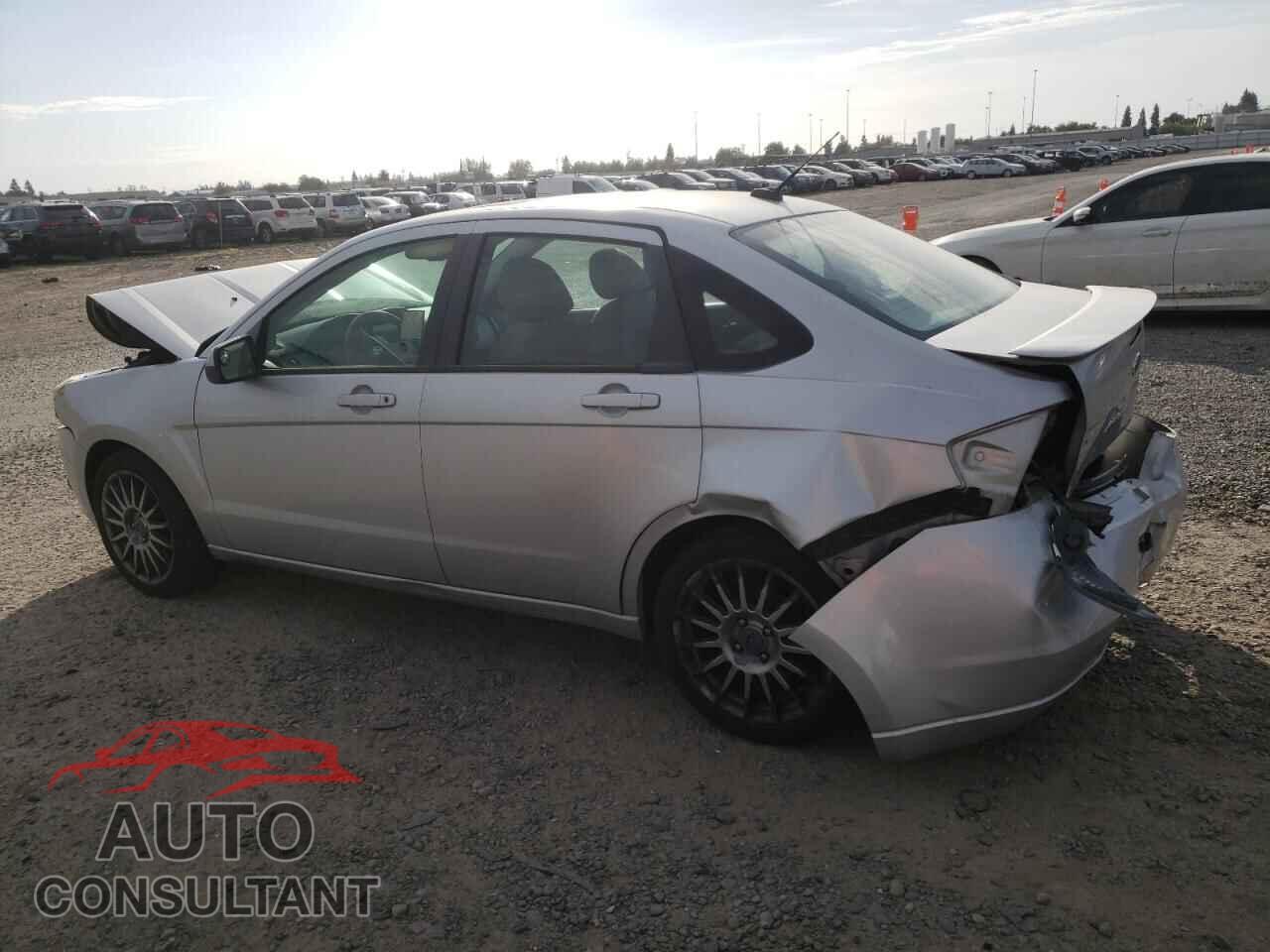 FORD FOCUS 2009 - 1FAHP36N99W112315