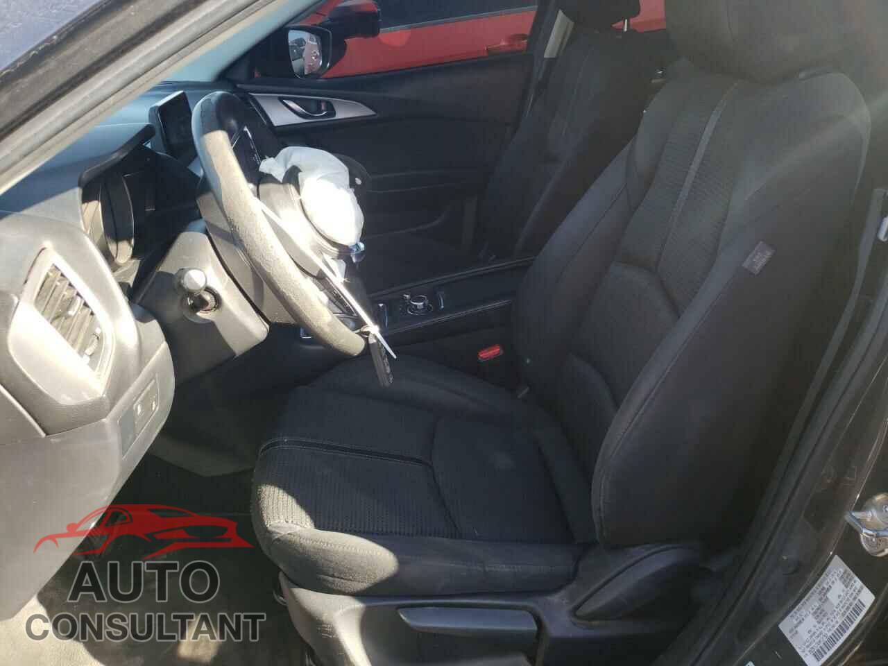 MAZDA 3 2017 - 3MZBN1U74HM131753