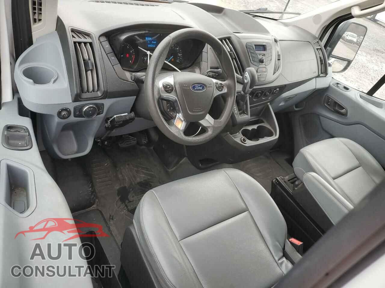 FORD TRANSIT 2019 - 1FTYR2CM5KKB14845