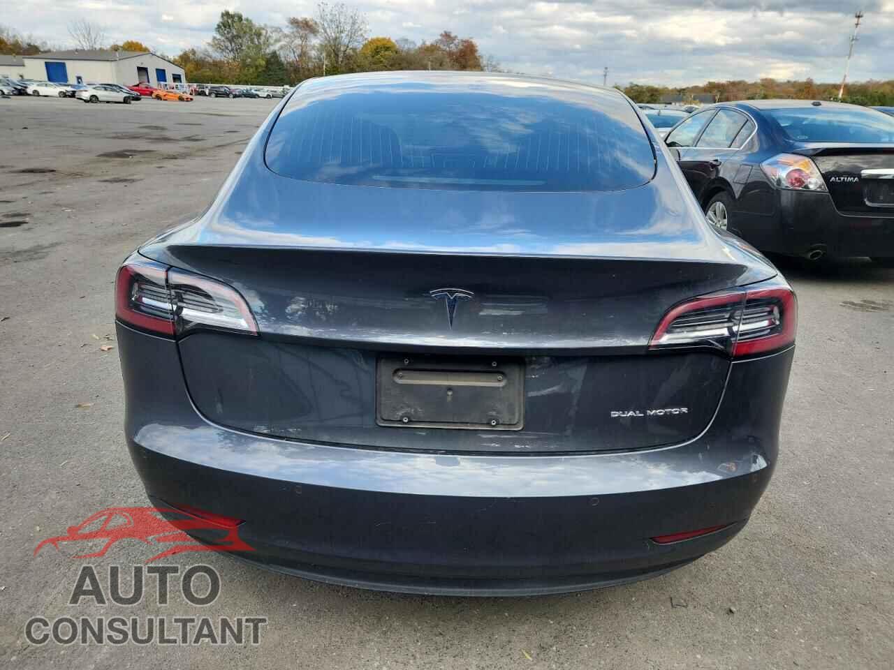 TESLA MODEL 3 2019 - 5YJ3E1EB5KF386403