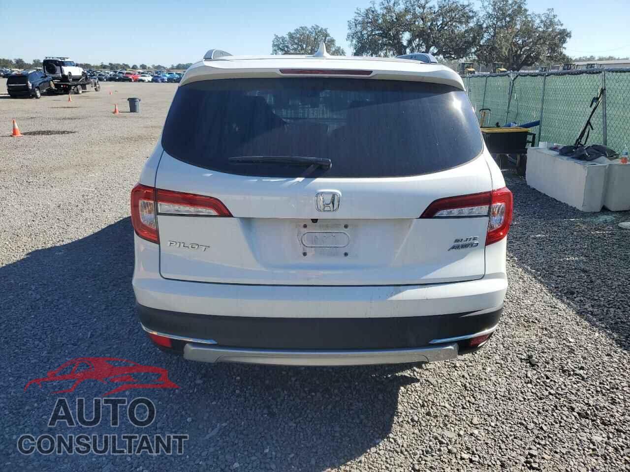 HONDA PILOT 2021 - 5FNYF6H04MB045880