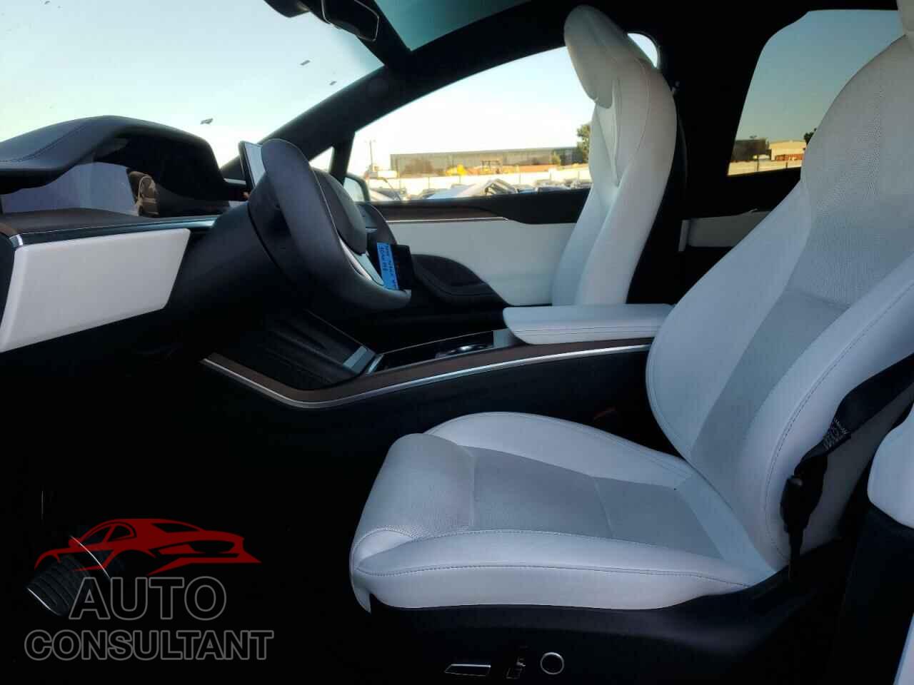 TESLA MODEL X 2023 - 7SAXCBE54PF367276