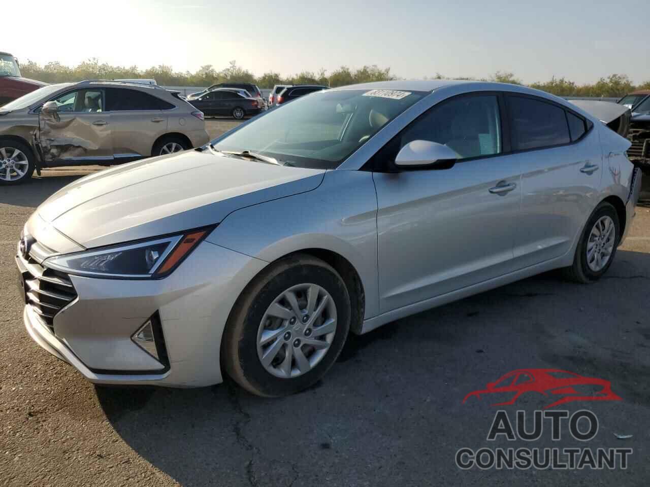 HYUNDAI ELANTRA 2019 - KMHD74LF6KU761739