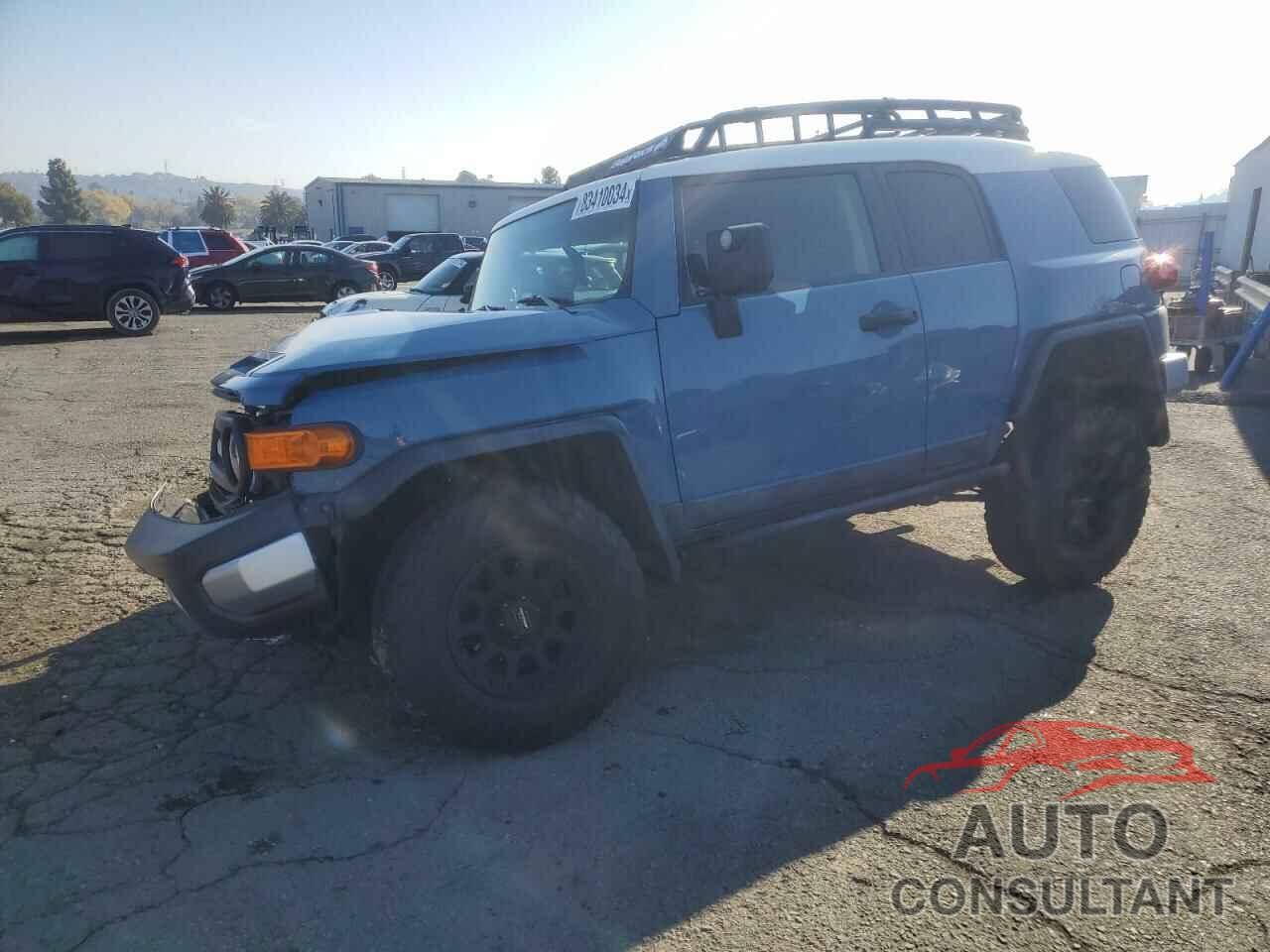 TOYOTA FJ CRUISER 2012 - JTEBU4BF1CK129360