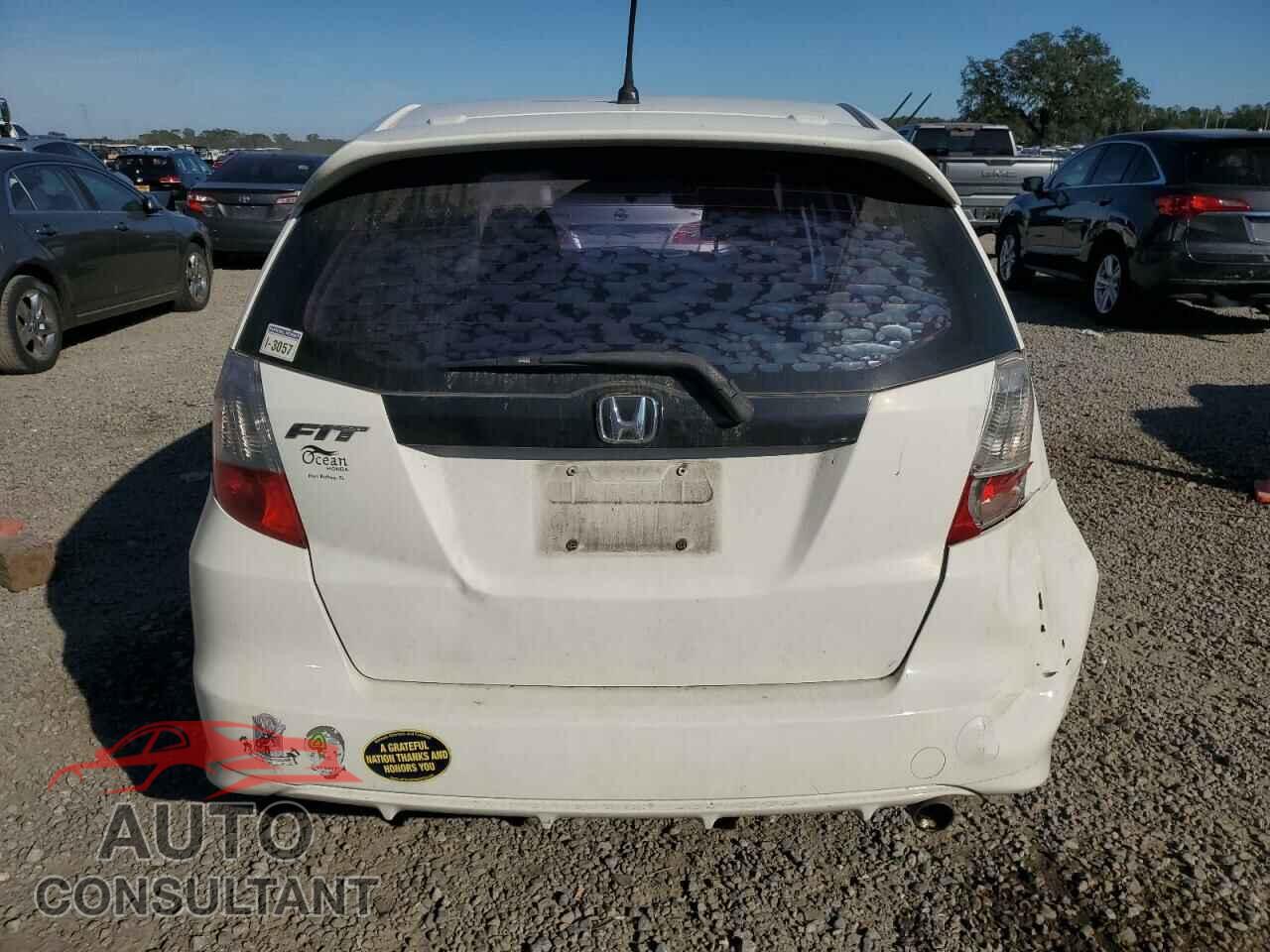 HONDA FIT 2012 - JHMGE8H54CC015343