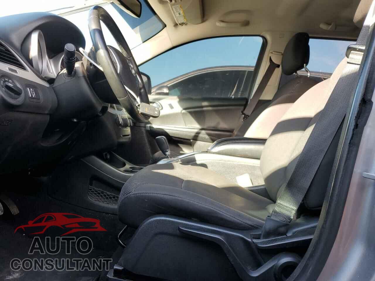 DODGE JOURNEY 2018 - 3C4PDCAB3JT447477