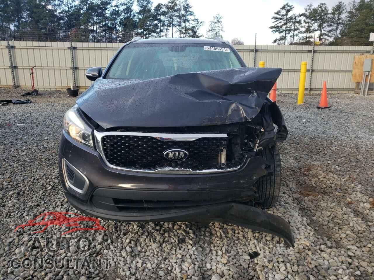 KIA SORENTO 2017 - 5XYPG4A36HG285156