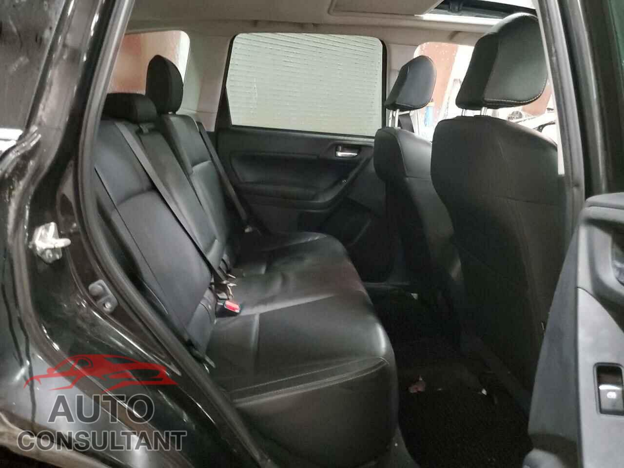 SUBARU FORESTER 2017 - JF2SJAJC6HH462128