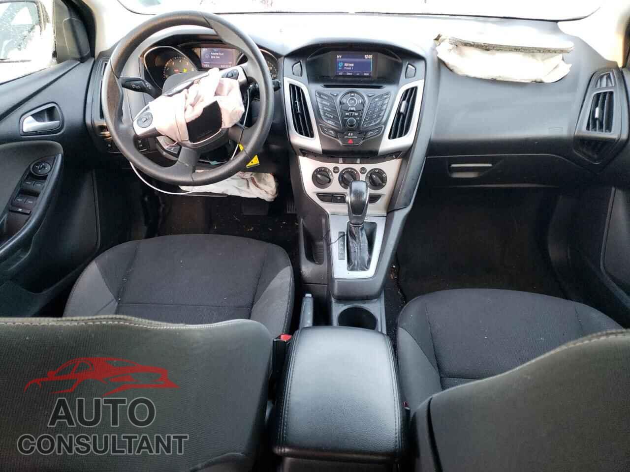 FORD FOCUS 2014 - 1FADP3K21EL274607