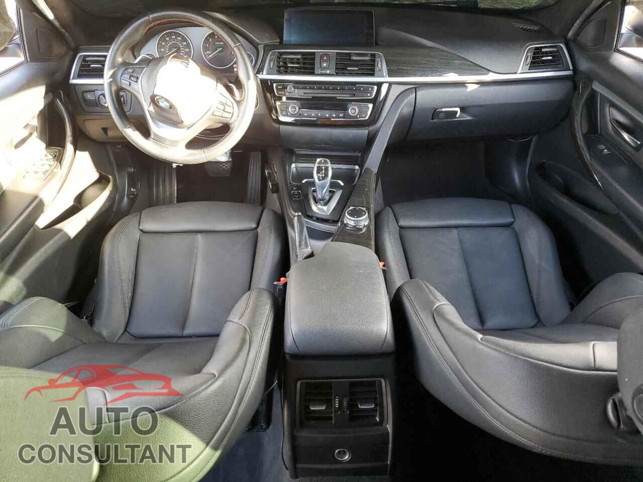 BMW 3 SERIES 2016 - WBA8E9C51GK648569