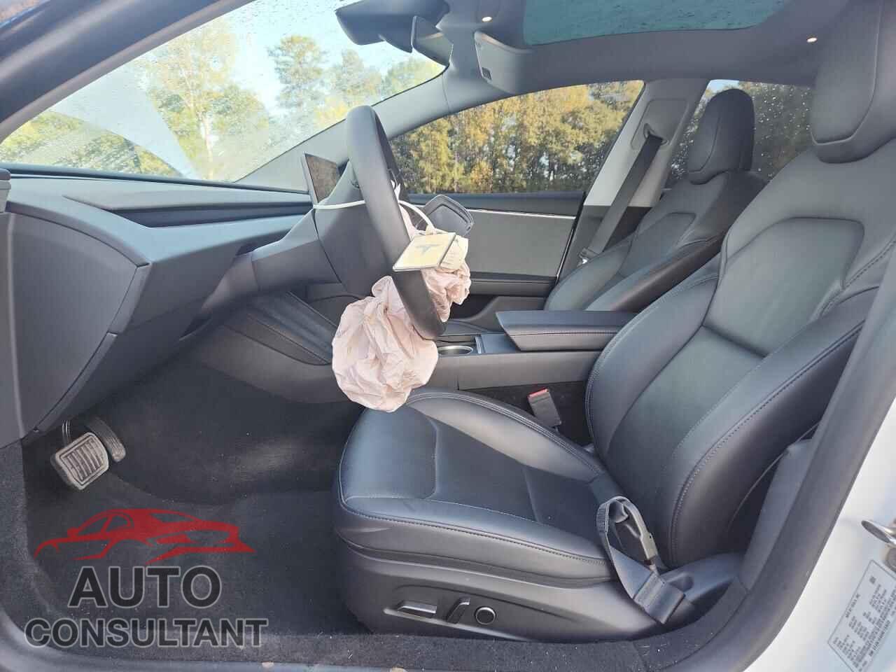 TESLA MODEL 3 2024 - 5YJ3E1EAXRF733533