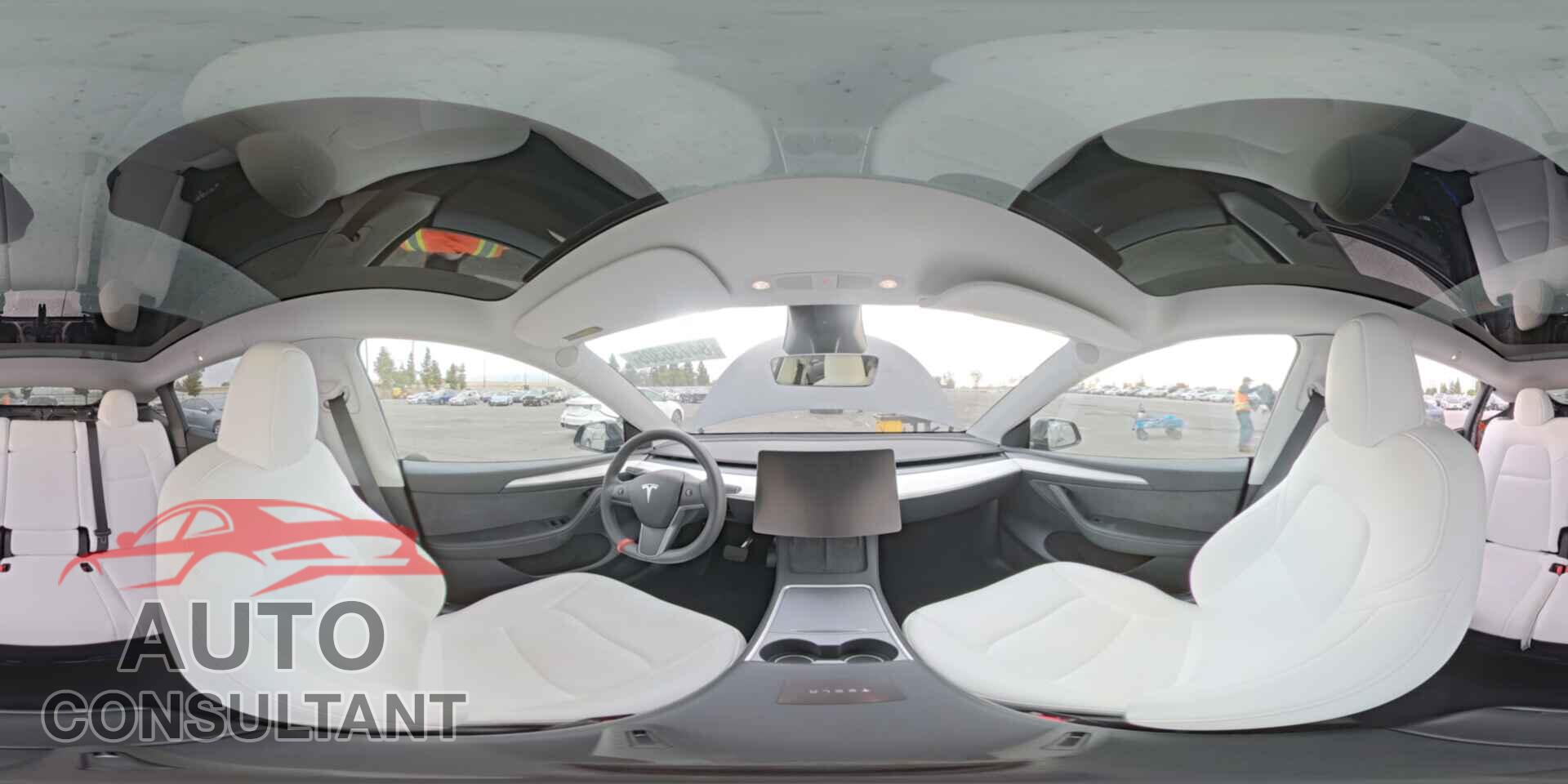 TESLA MODEL Y 2024 - 7SAYGAEE7RF020109