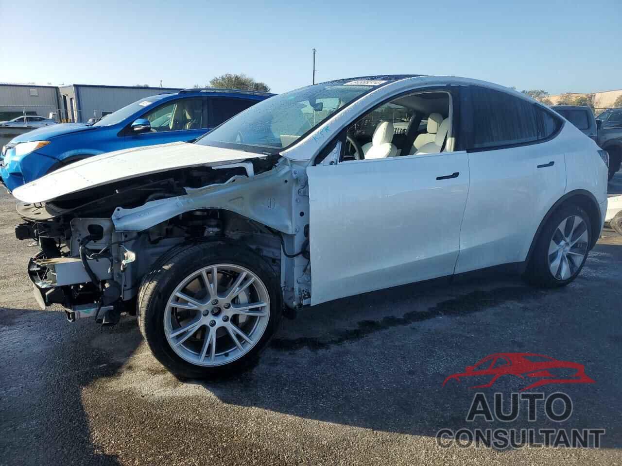 TESLA MODEL Y 2020 - 5YJYGDEE7LF020598