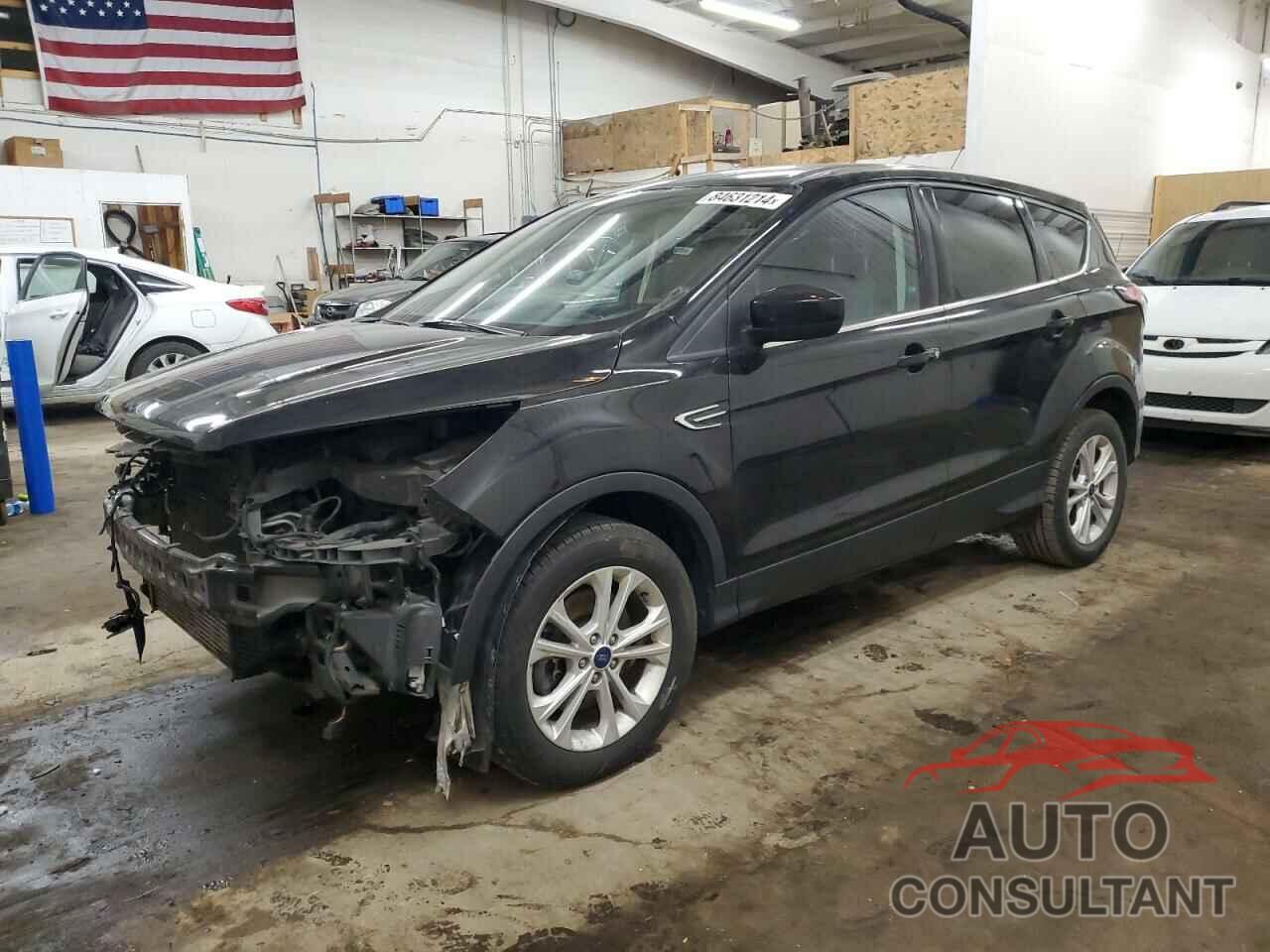 FORD ESCAPE 2017 - 1FMCU9G92HUA95591