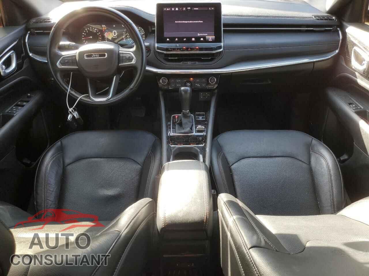 JEEP COMPASS 2022 - 3C4NJDCB2NT135840