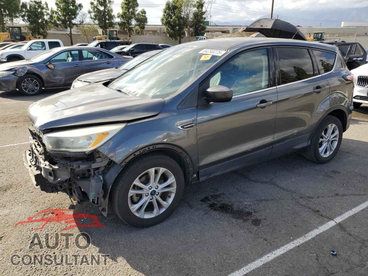 FORD ESCAPE 2017 - 1FMCU0GD2HUB89664