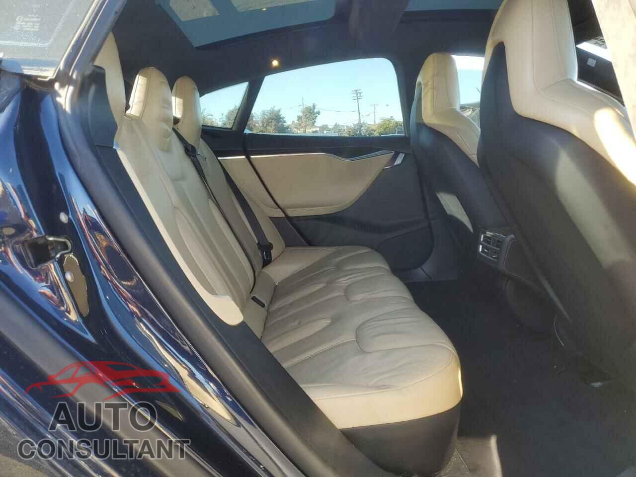 TESLA MODEL S 2015 - 5YJSA1H25FFP75101