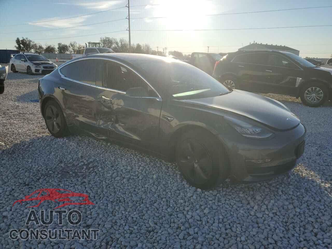 TESLA MODEL 3 2019 - 5YJ3E1EA7KF190289