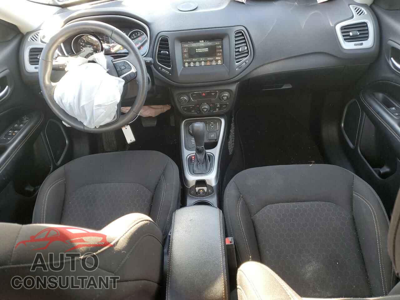 JEEP COMPASS 2020 - 3C4NJDAB8LT210167