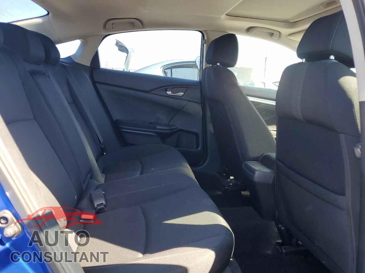 HONDA CIVIC 2018 - 2HGFC2F77JH535407
