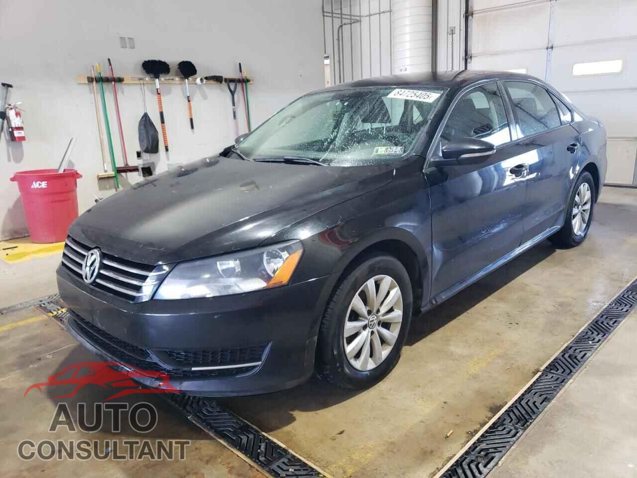 VOLKSWAGEN PASSAT 2012 - 1VWAP7A32CC098627