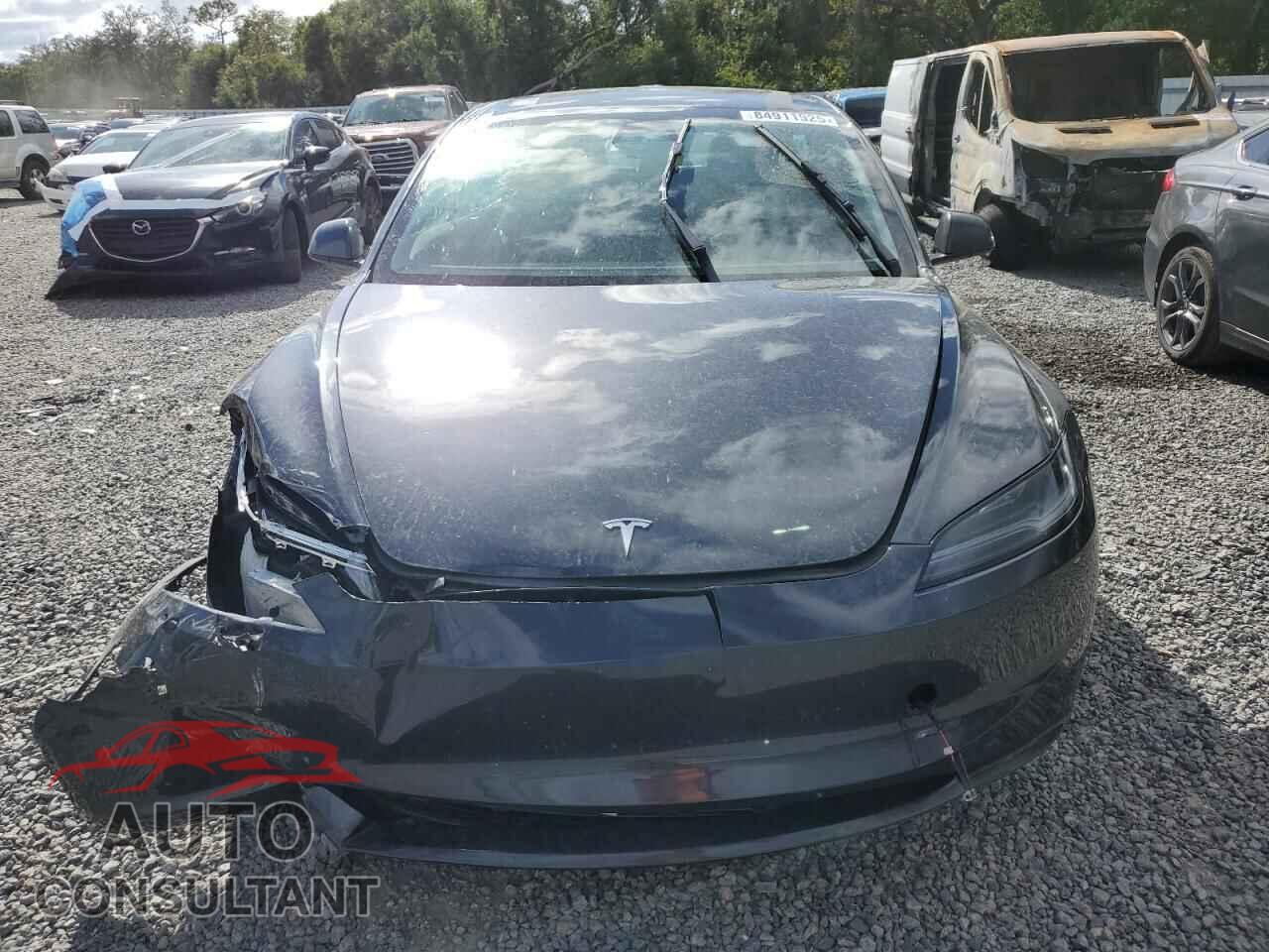 TESLA MODEL 3 2024 - 5YJ3E1EB3RF755026