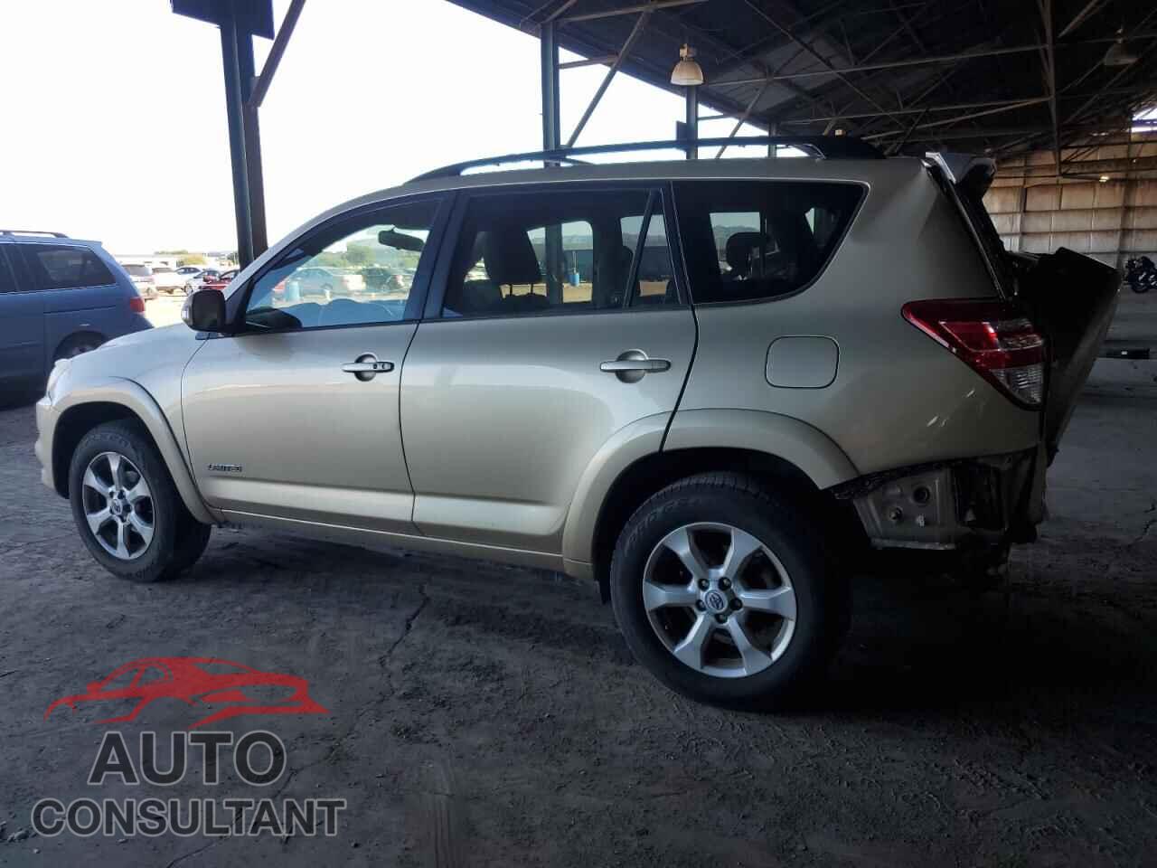 TOYOTA RAV4 2010 - JTMYF4DV2A5017708