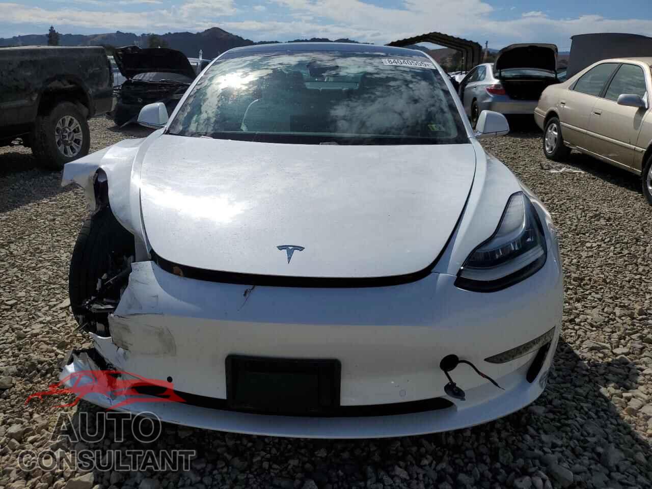TESLA MODEL 3 2020 - 5YJ3E1EB1LF640562