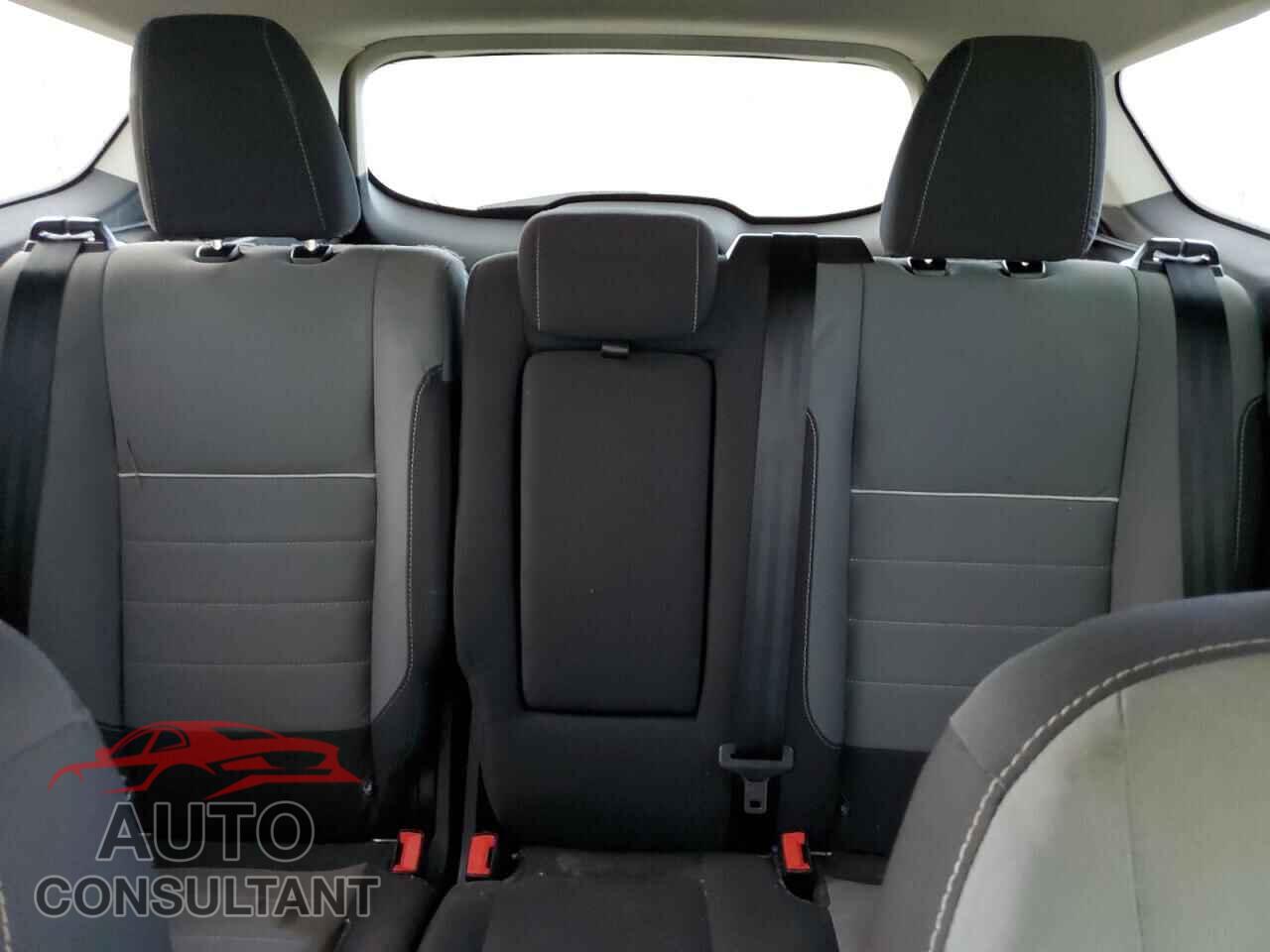 FORD ESCAPE 2015 - 1FMCU0GX2FUA68396