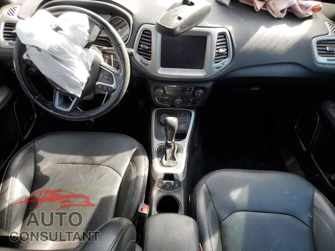 JEEP COMPASS 2020 - 3C4NJDCB4LT157822