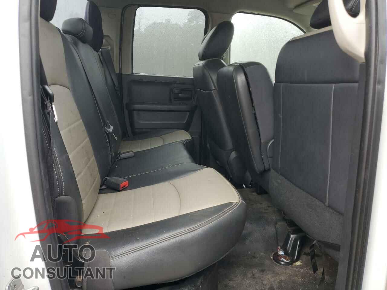 DODGE RAM 1500 2012 - 1C6RD7FT7CS343099