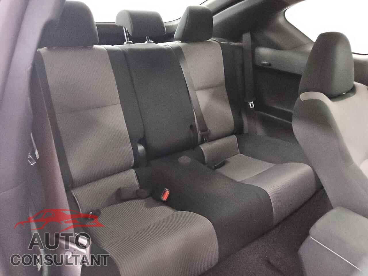 TOYOTA SCION 2014 - JTKJF5C77E3078962