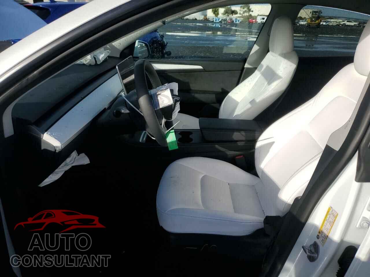TESLA MODEL Y 2023 - 7SAYGDEE4PF695575