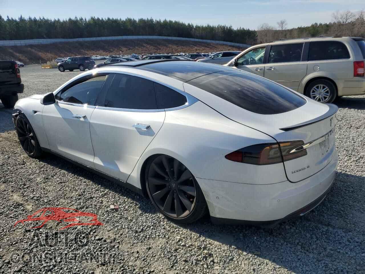 TESLA MODEL S 2015 - 5YJSA1H13FFP69112
