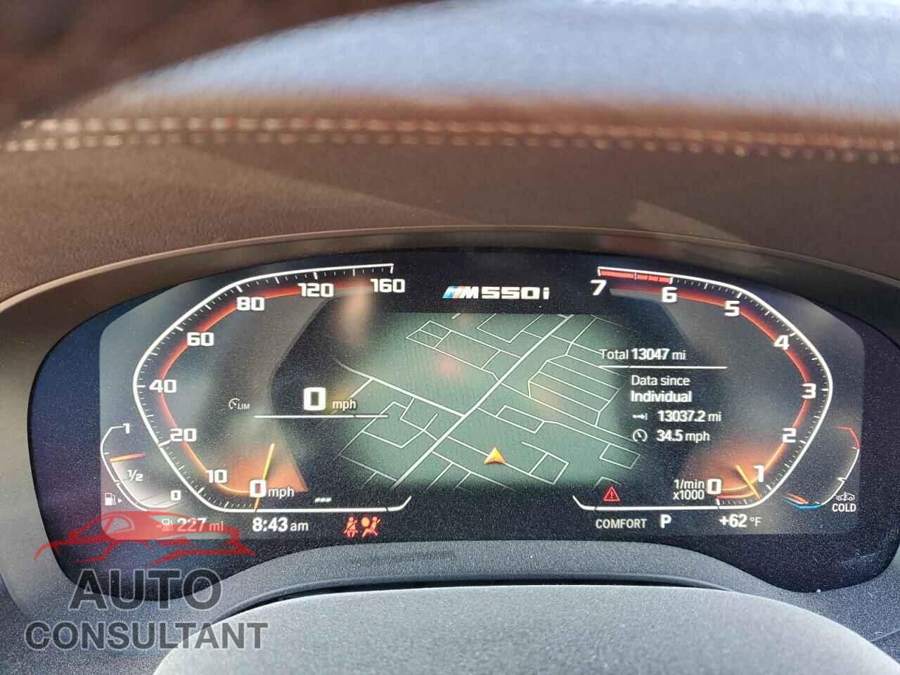 BMW M5 2023 - WBA13BK0XPCM10329